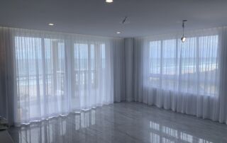 FKR GROUP SURF CURTAINS () FKR GROUP SURF CURTAINS ()