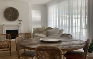FKR GROUP SURF CURTAINS () FKR GROUP SURF CURTAINS ()